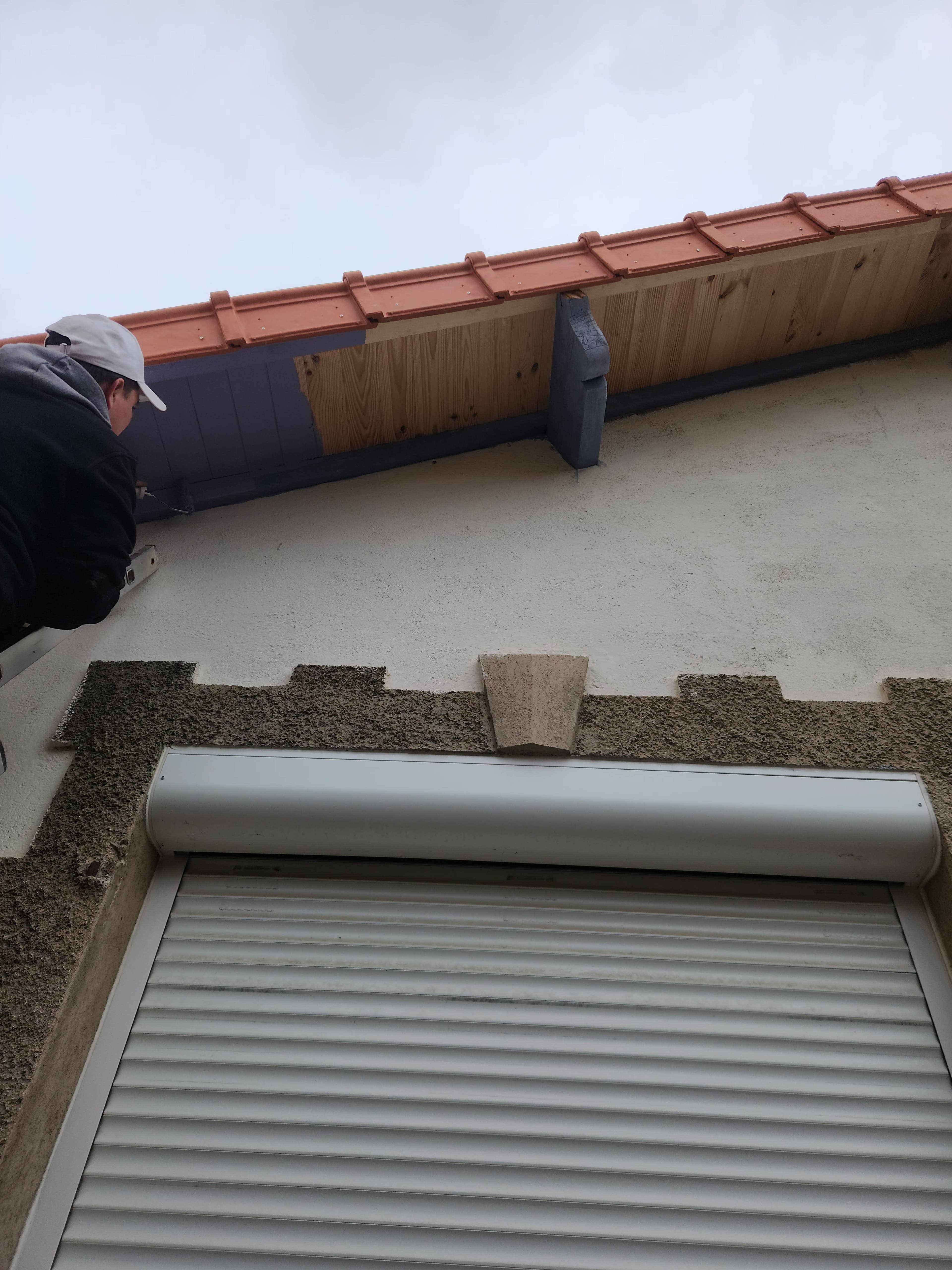 Vous recherchez un couvreur à Vitrolles ? VD Toiture intervient pour : 👉…